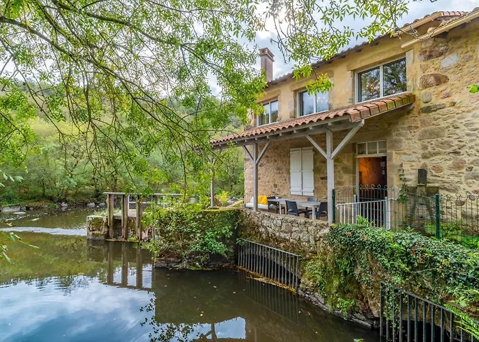 Le Moulin De Pilet 度假居